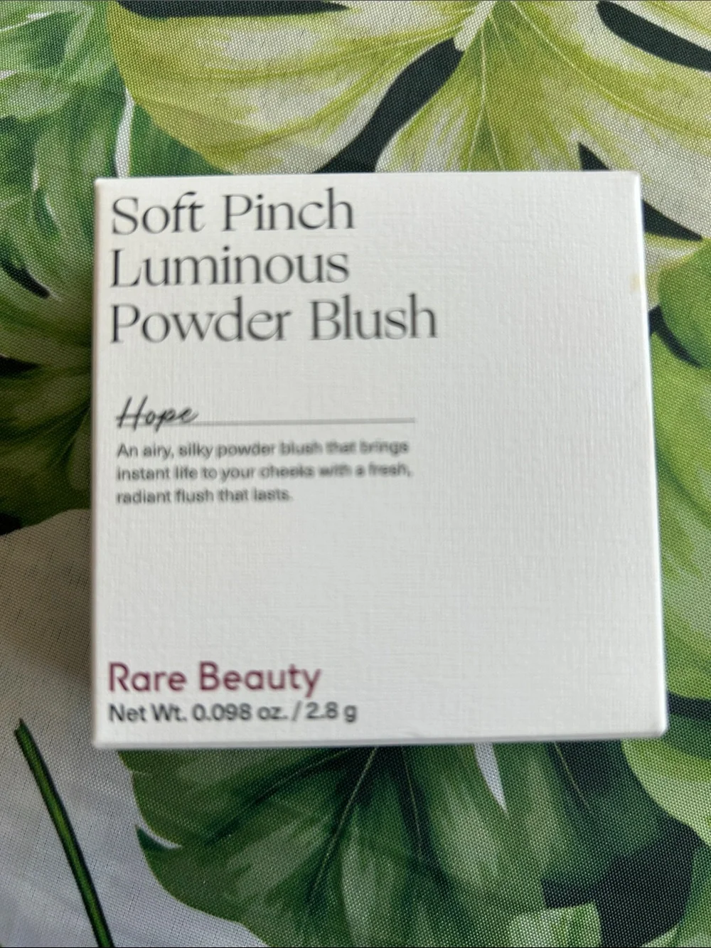 Rare Beauty luminous powder